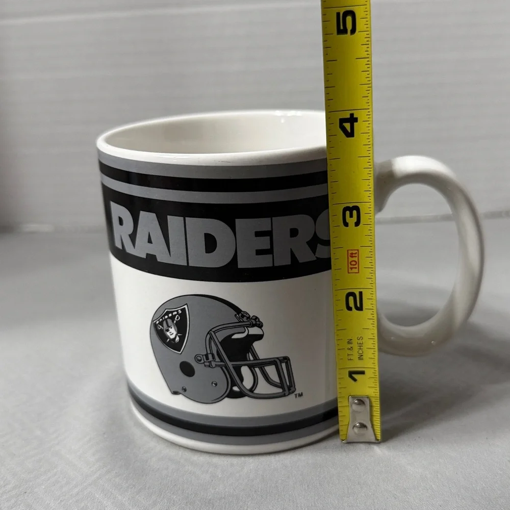 Vintage NFL Oakland Raiders Mug Cup Classic Helmet & Logo Graphics Bold Stripe